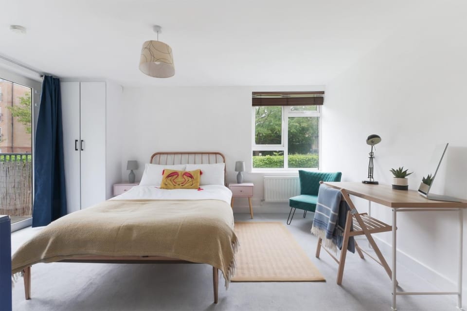 Clapham Apartment-Private Terrace-Easy Central Access Apartment in London