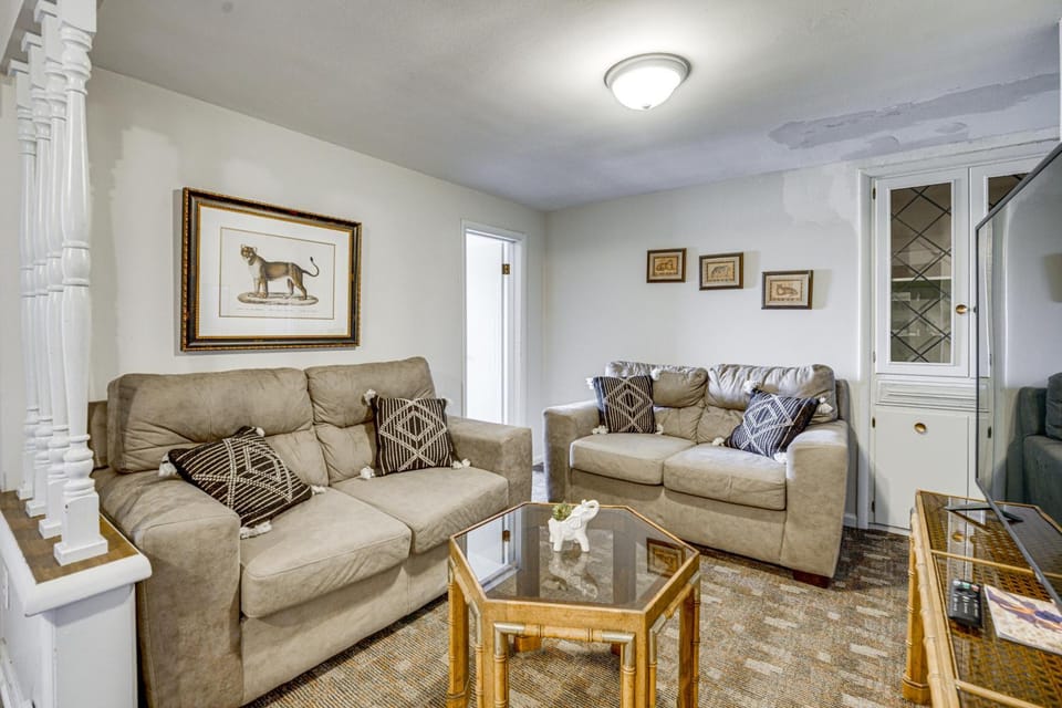 Waterfront Condo 2 Mi to Historic Dtwn Port Huron! House in Port Huron
