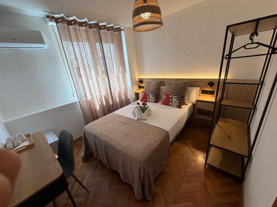 Ventura Junior Bed and Breakfast in Alicante