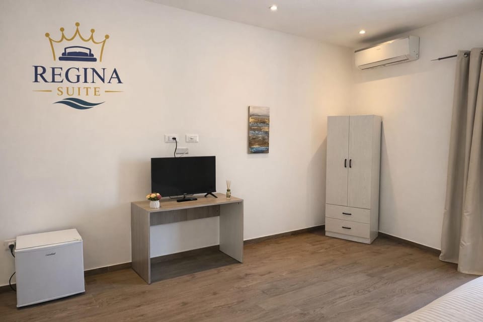 TV and multimedia, wardrobe, air conditioner