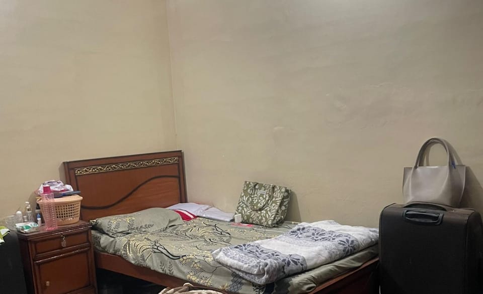 Ayat girls hostel Hostel in Islamabad Capital Territory