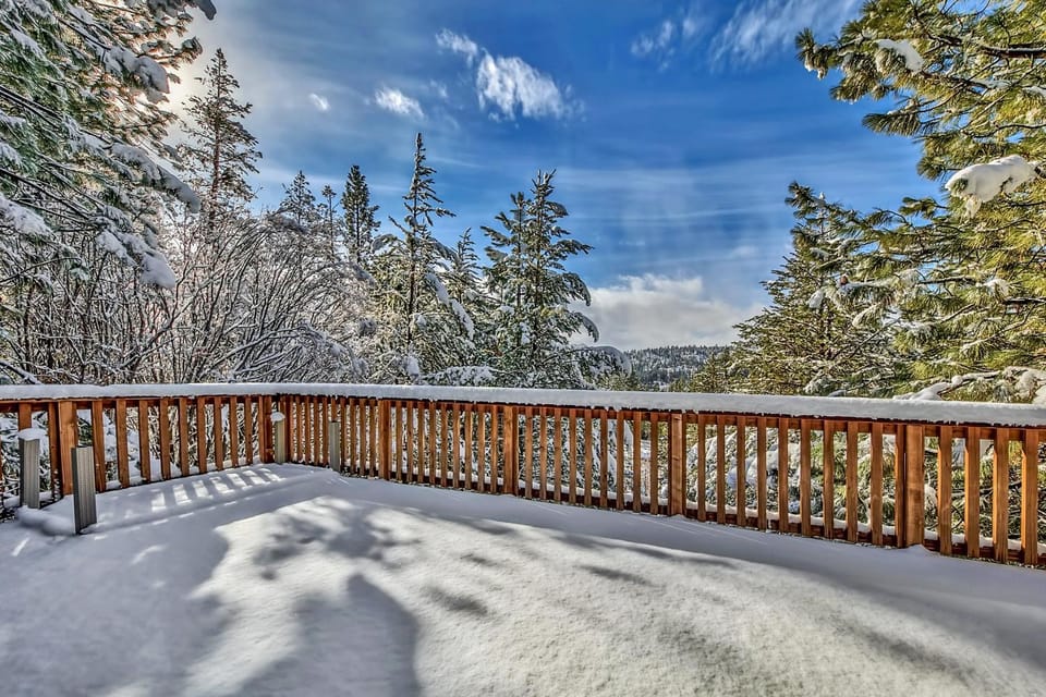 Day, Natural landscape, Winter, Balcony/Terrace