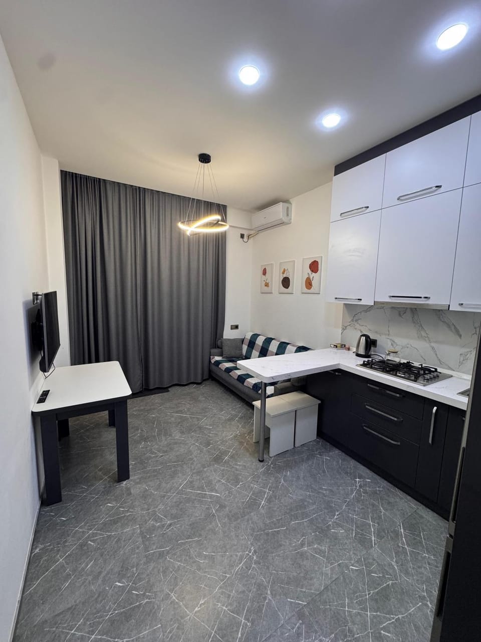 TV and multimedia, Kitchen or kitchenette