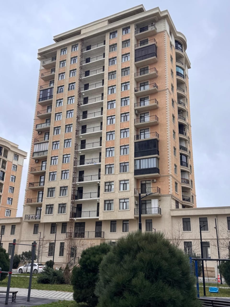 Property building, Facade/entrance