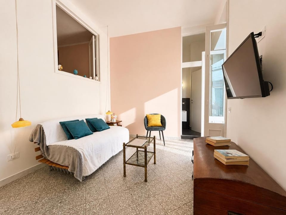 MADALU Charm with a Balcony in the Historic Center Apartment in Lecce
