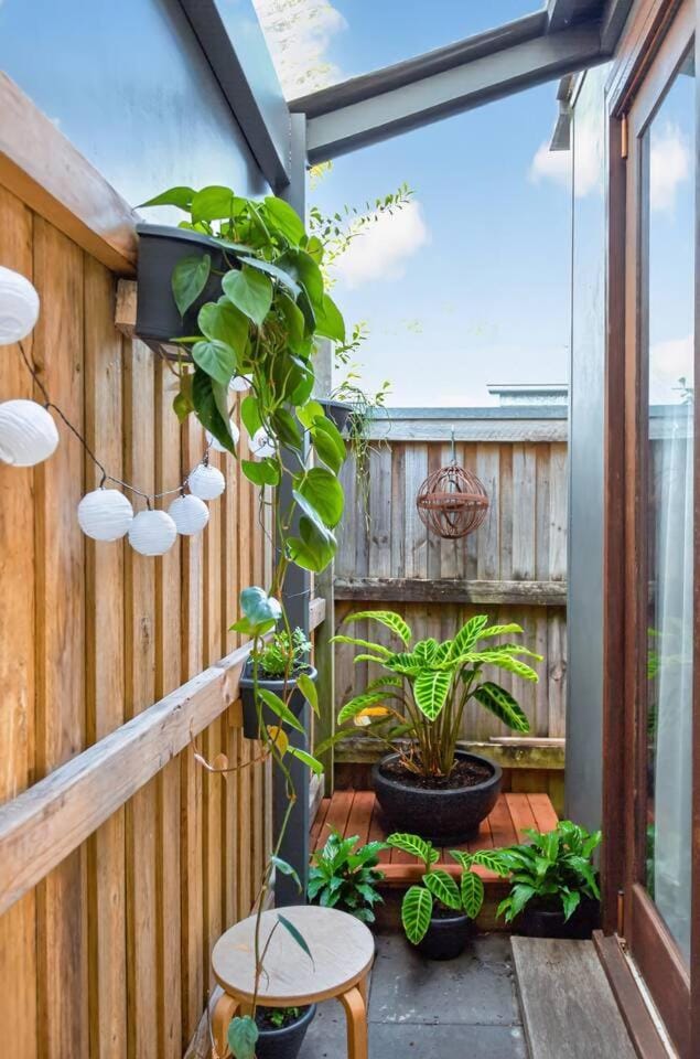 Garden, Balcony/Terrace