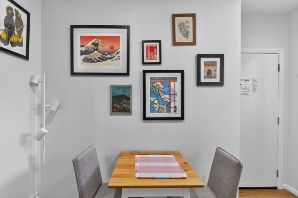 Decorative detail, Dining area