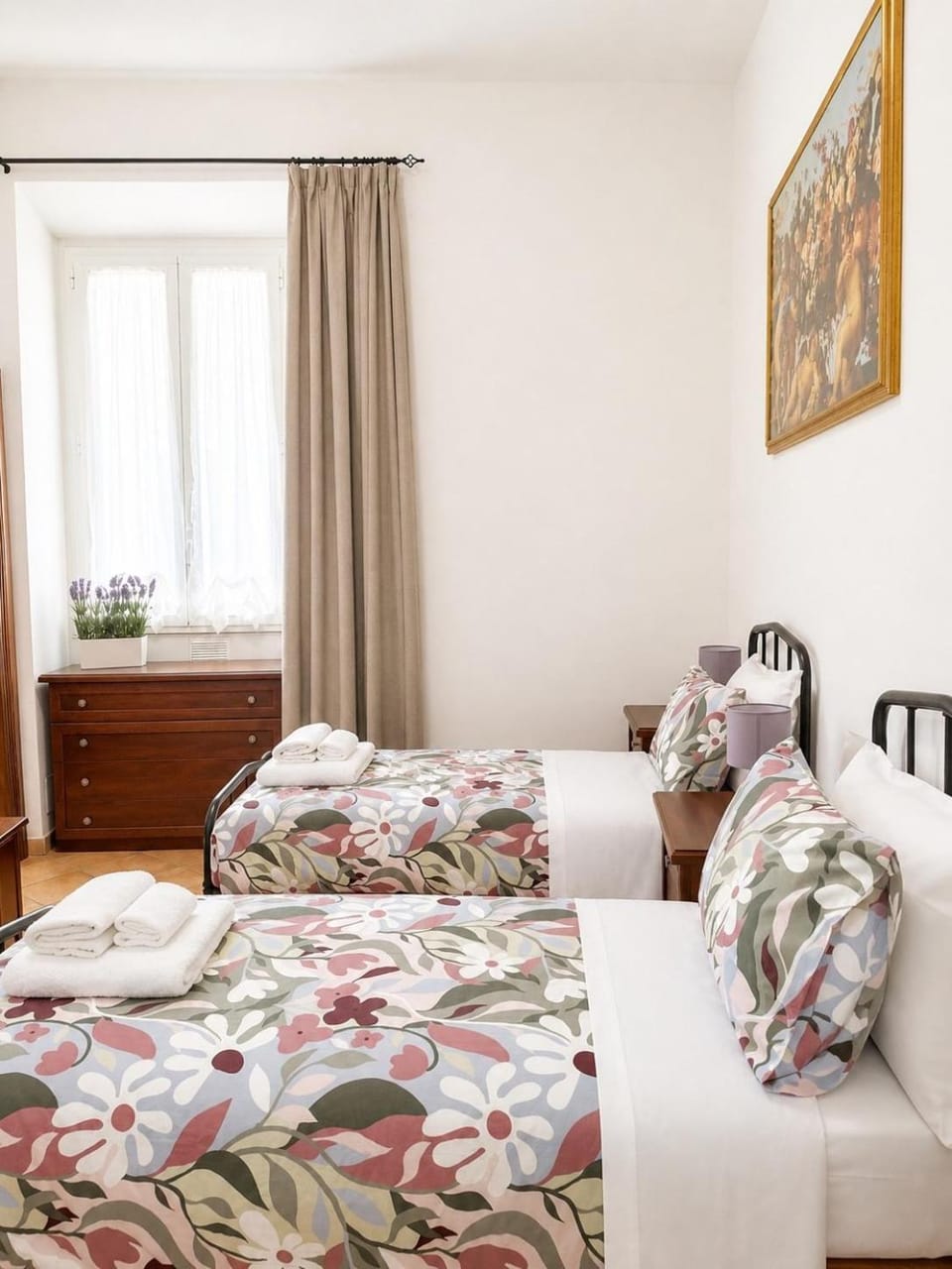 Bed, Bedroom, locker