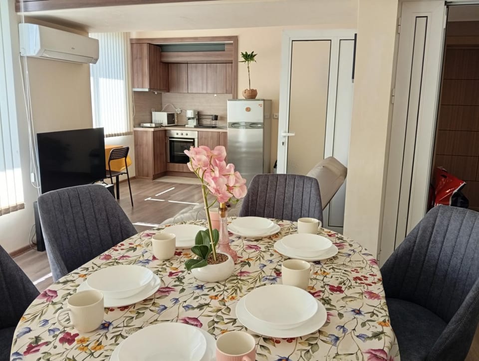 Grand Central Varna Apartment in Varna