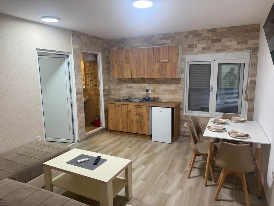 Maki lux 2 Apartment in Ulcinj