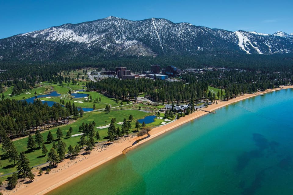 Day, Natural landscape, Bird's eye view, Golfcourse, Beach, Mountain view, Swimming pool