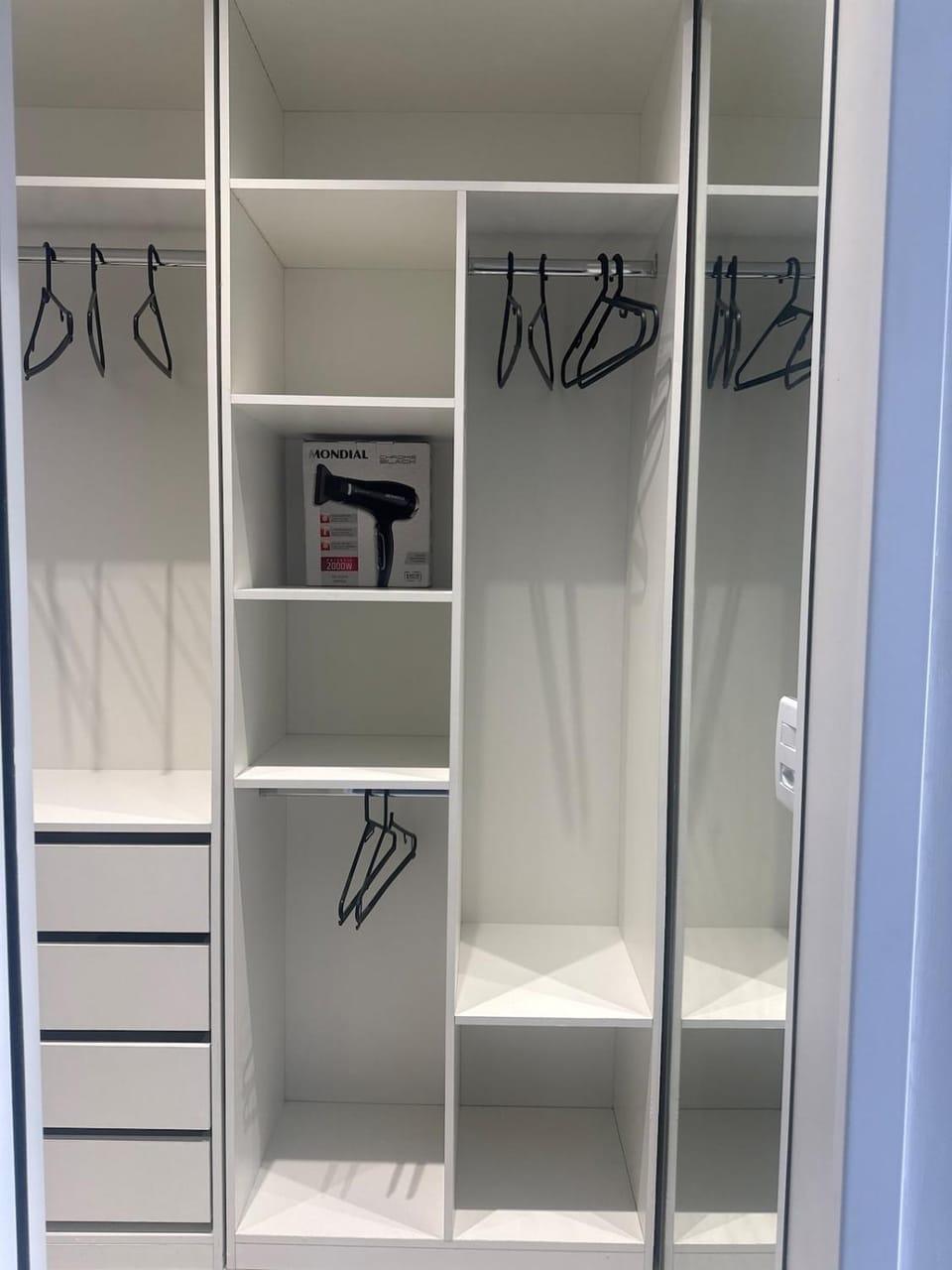 Studio 44 Luxo Design Com Closet, Office e Ar Apartment in Mogi das Cruzes