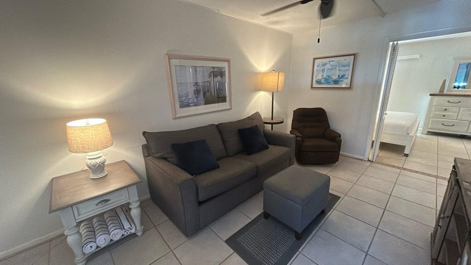 Sea Club II Unit 2B Apartment in Siesta Beach