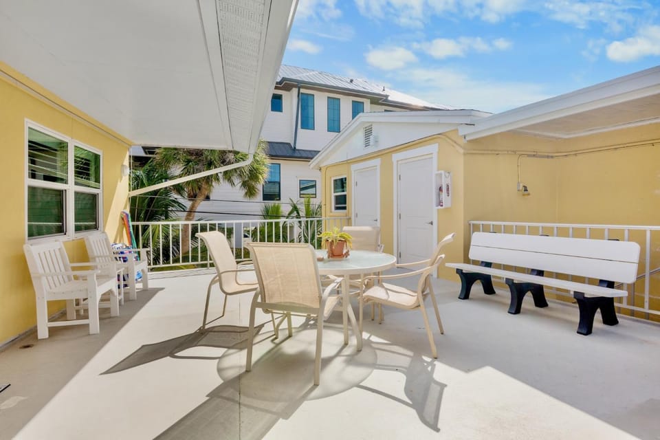 Gulf Holiday Unit 3 Apartment in Siesta Key