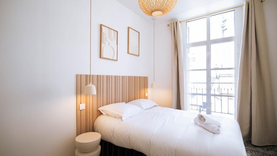 La Suite Kintsugi Le raffinement de l'histoire le confort du futur Apartment in Tours