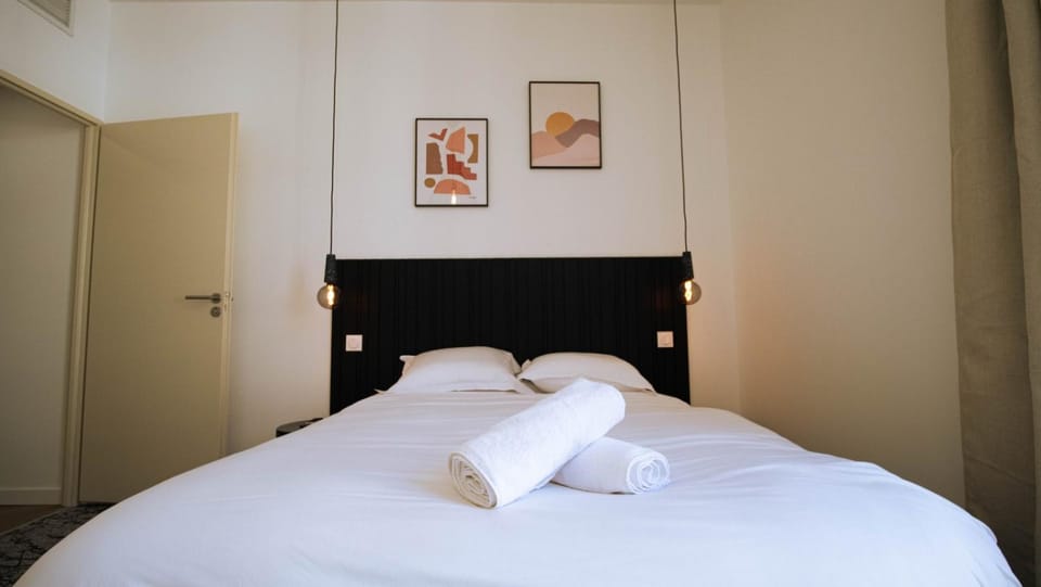 La Suite Kintsugi Le raffinement de l'histoire le confort du futur Apartment in Tours