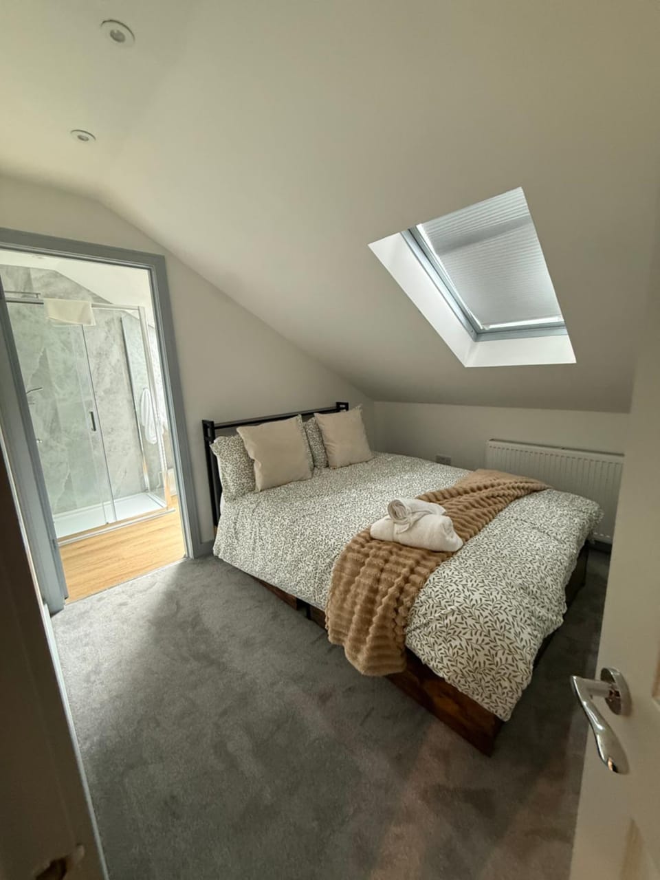 4 Bedroom Apartment In Glasgow City Centre Apartment in Glasgow