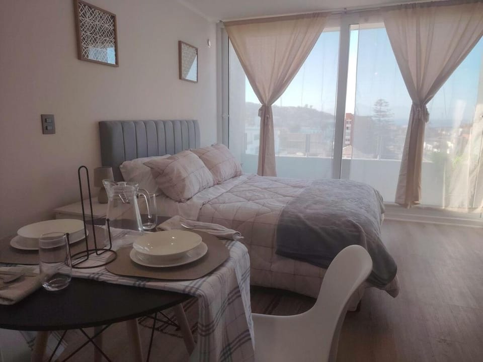 Oceanfront apartment overlooking the port of Coquimbo Apartment in Coquimbo