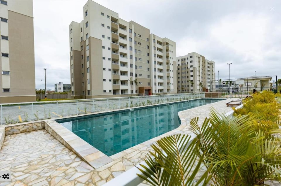 Apto com ar e piscina próximo a Cabo Frio e Arraial do Cabo Apartment in São Pedro da Aldeia