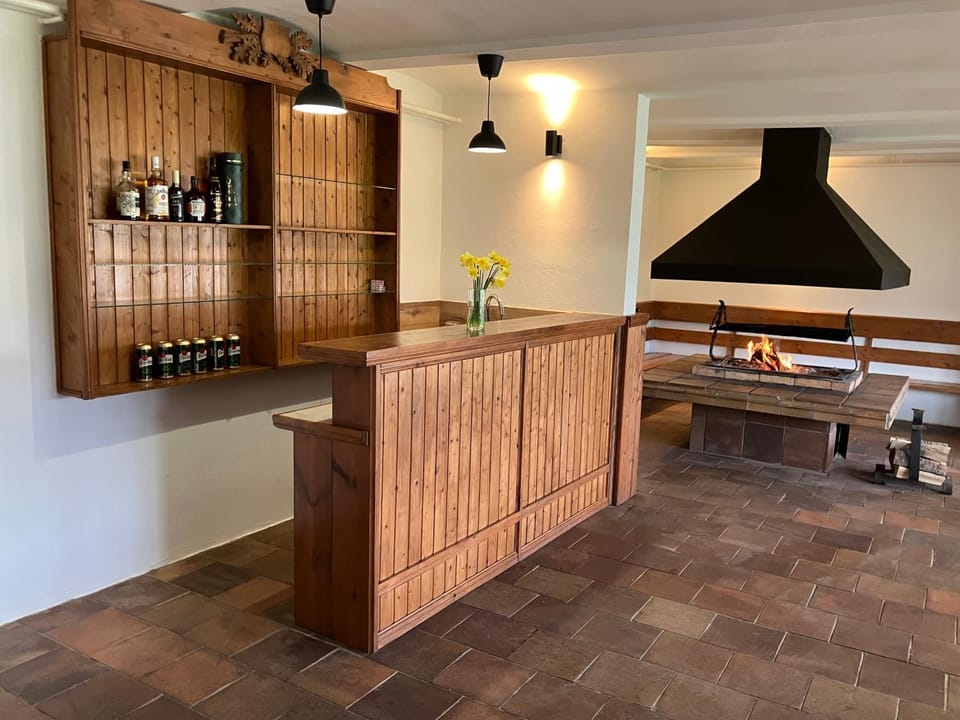 Communal lounge/ TV room, Living room, Lounge or bar