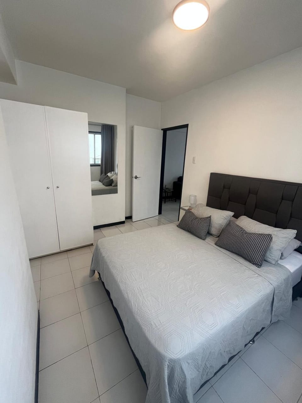 Bed, Photo of the whole room, Bedroom, wardrobe