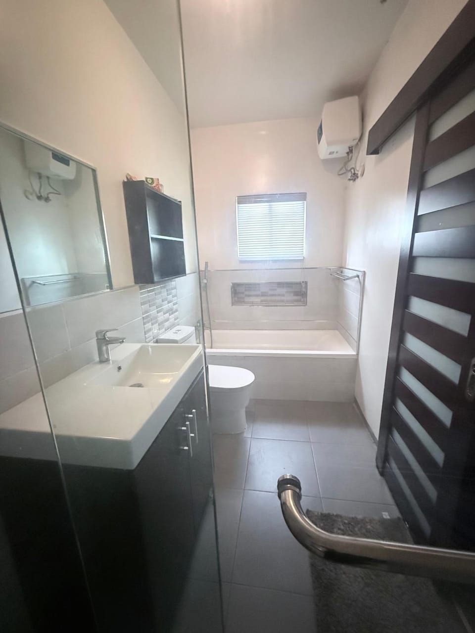 The ozone resident Apartment in Lagos