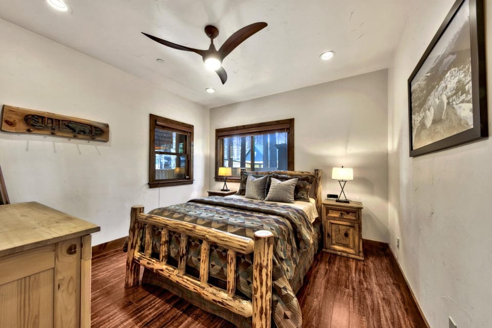 Bed, Bedroom, furniture, air conditioner