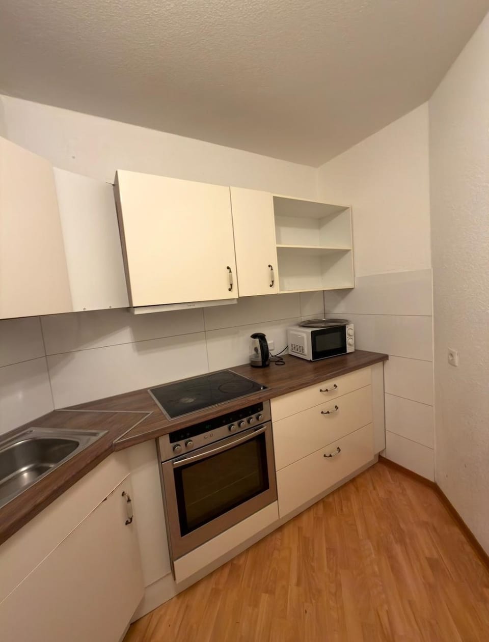 Apartment for 6 with a beautiful view of Godesburg Apartment in Bonn