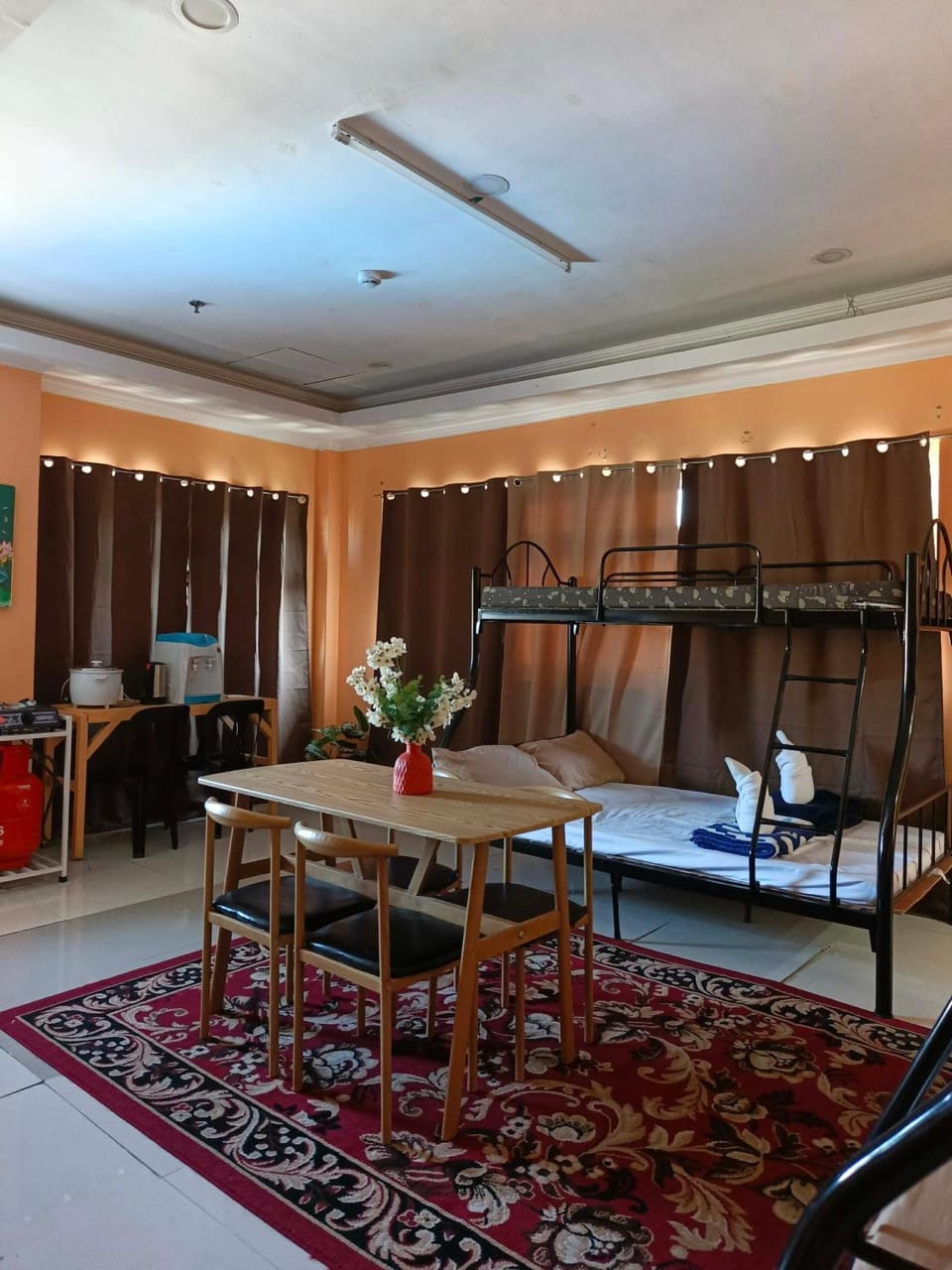 Your Amazing and Comfortable Home Near town Unit 2 Bed and Breakfast in Baguio