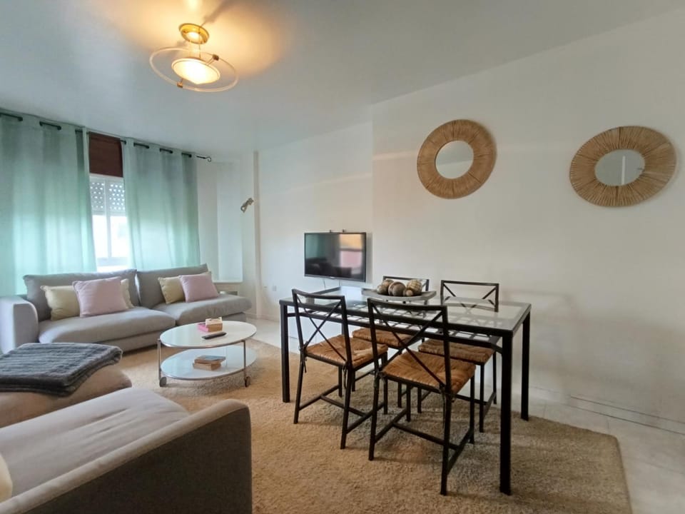 TV and multimedia, Living room, Dining area