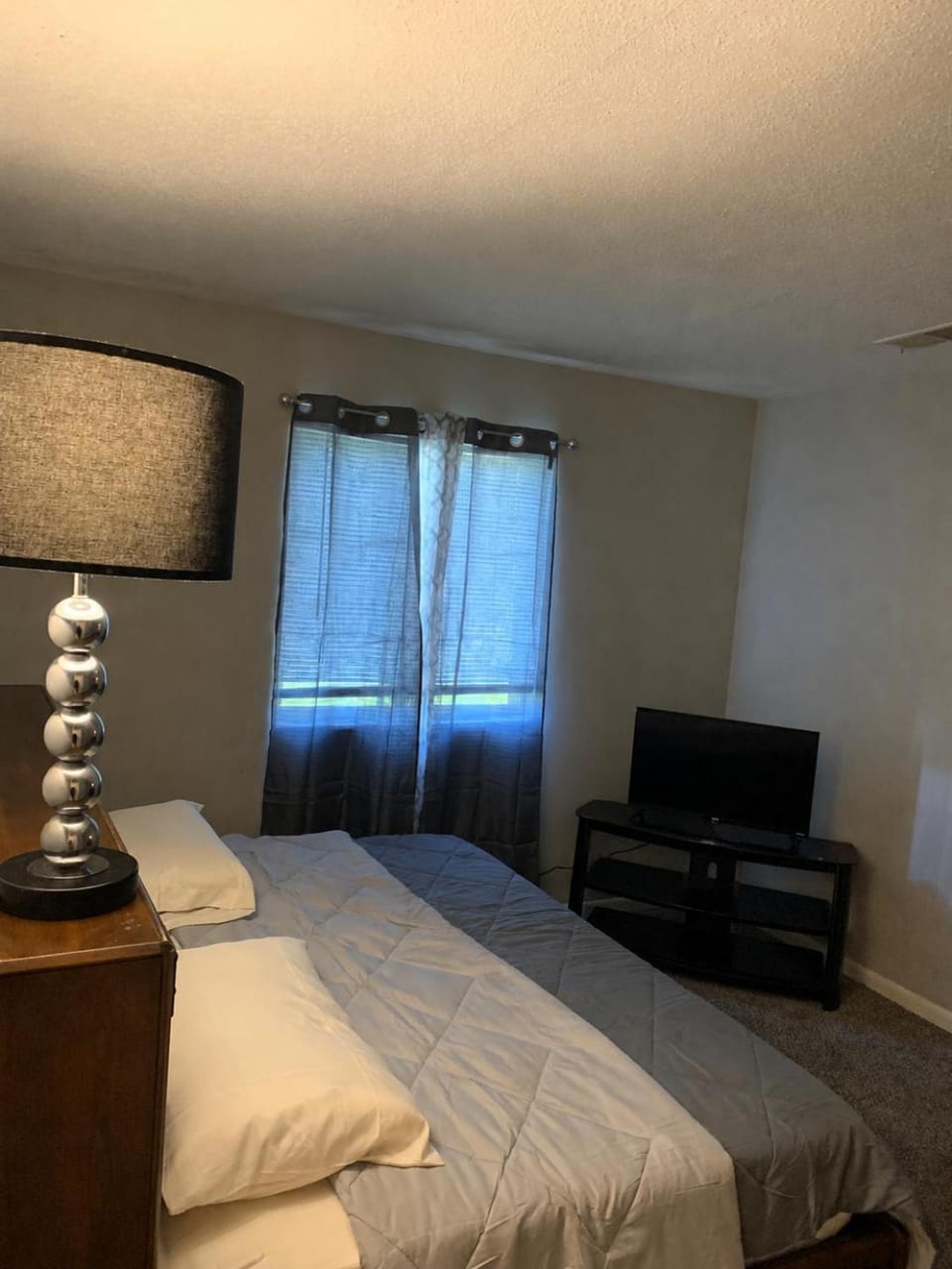 Home Away From Home Apartment in Pike Township