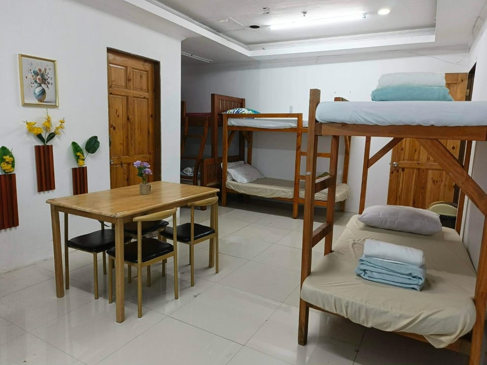 Your Amazing and Comfortable Home Near town Unit 3 Bed and Breakfast in Baguio