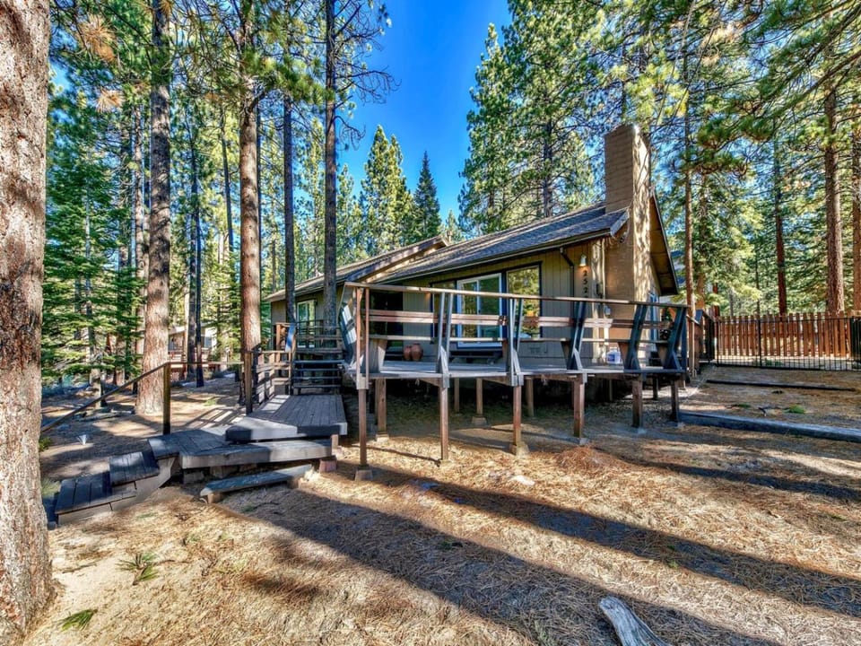 Heavenly Designers Den House in South Lake Tahoe