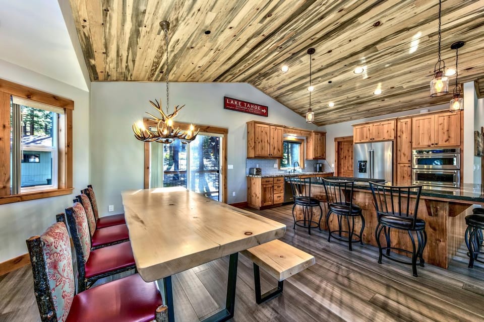 Day, Kitchen or kitchenette, Dining area, furniture