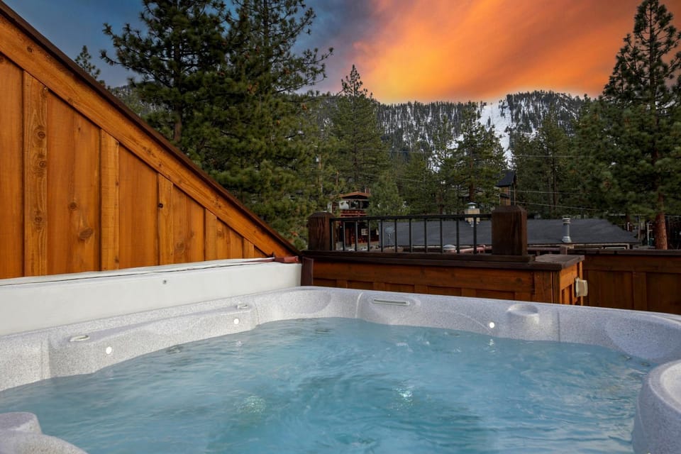 Natural landscape, Winter, Hot Tub, Mountain view, Sunset