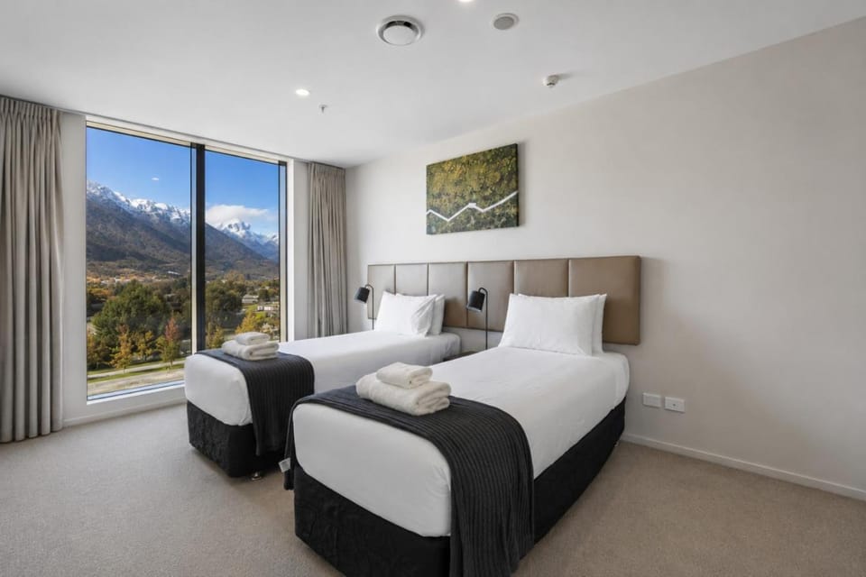 The Penthouse - 110m2 Apartment with 2 carparks! Apartment in Queenstown