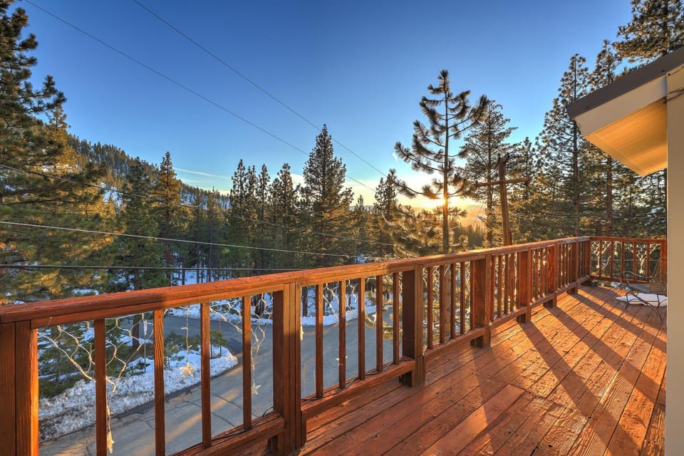 Day, Natural landscape, Winter, Balcony/Terrace, Mountain view
