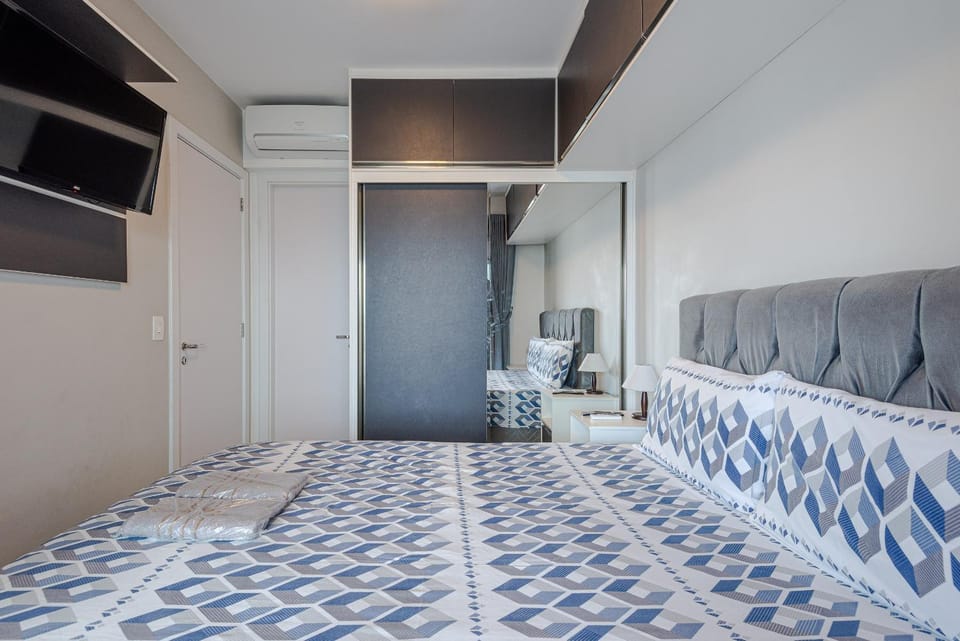 Vista Incrivel com Piscina Garagem e Academia ao lado do metrô Santa Cecília Apartment in Sao Paulo City