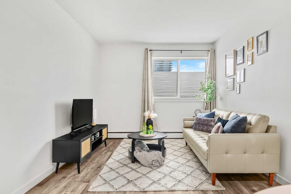 New York New York Suite - DT YYC 2BR Getaway Apartment in Calgary