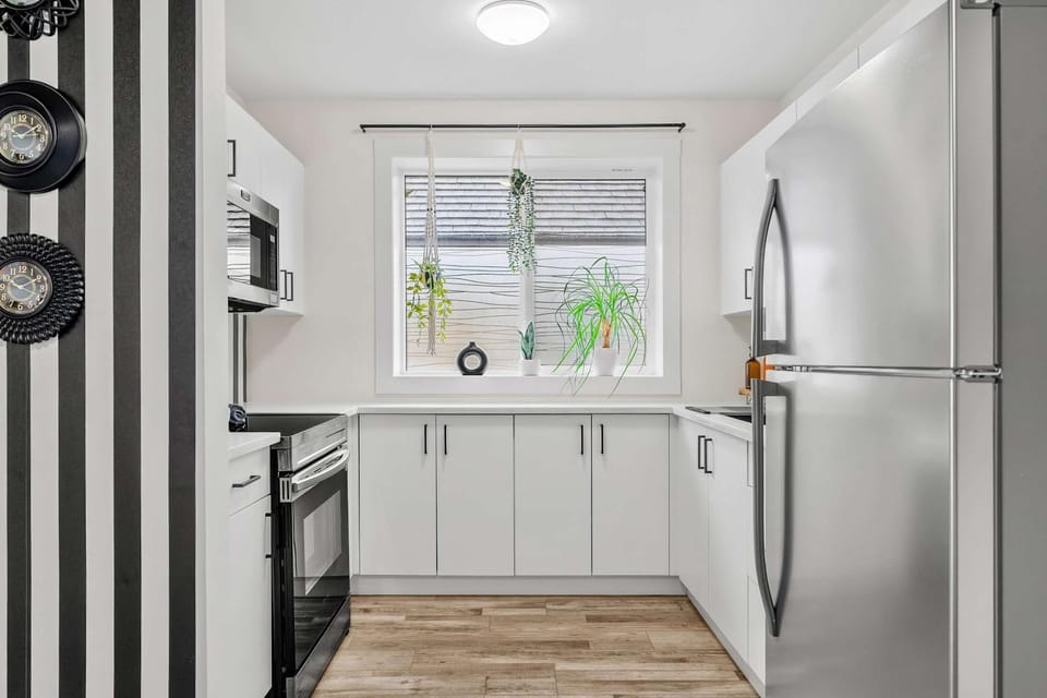 New York New York Suite - DT YYC 2BR Getaway Apartment in Calgary