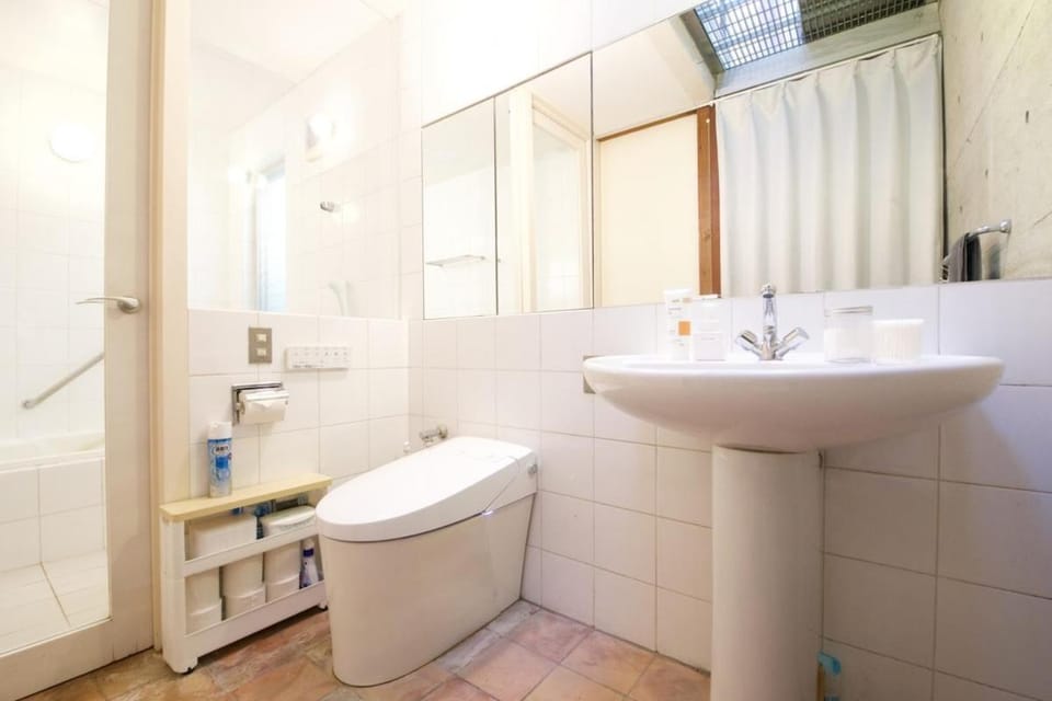 IKEBUKURO House Apartment in Japan