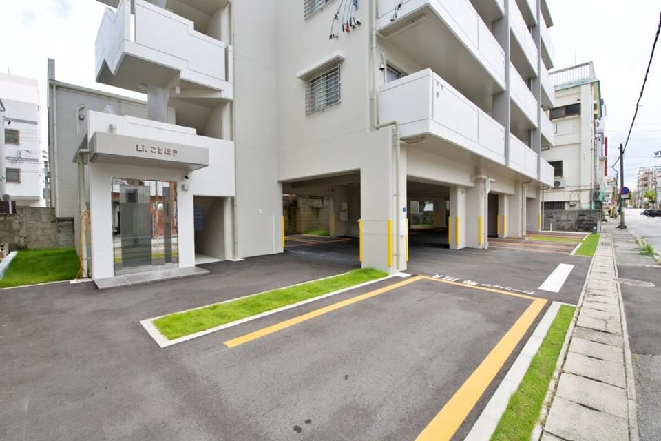 Li ことほぎ 401 Apartment in Naha