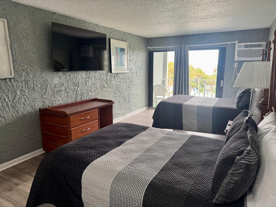 Ocean 12 Beach Hotel Hotel in Myrtle Beach
