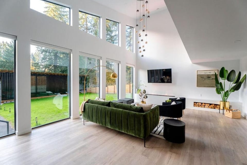 Pickleball Court Pool Table Fire Pit Private House in King County
