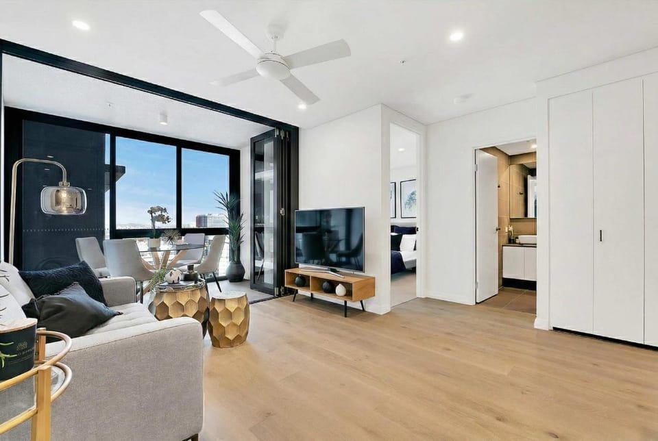 2BR Utopia Fortitude Valley -Pool-Rooftop-King bed Apartment in Brisbane