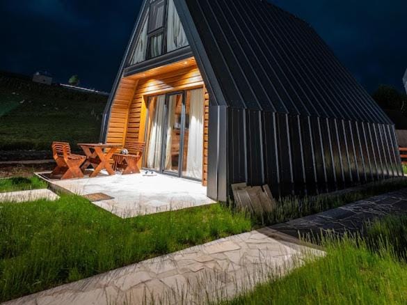 SteLa Mount House Apartment in Montenegro