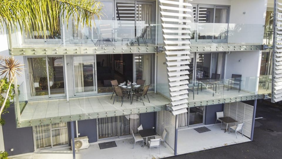 2 Bedroom Beach Front at Sea Spray Suites Apartment in Paihia