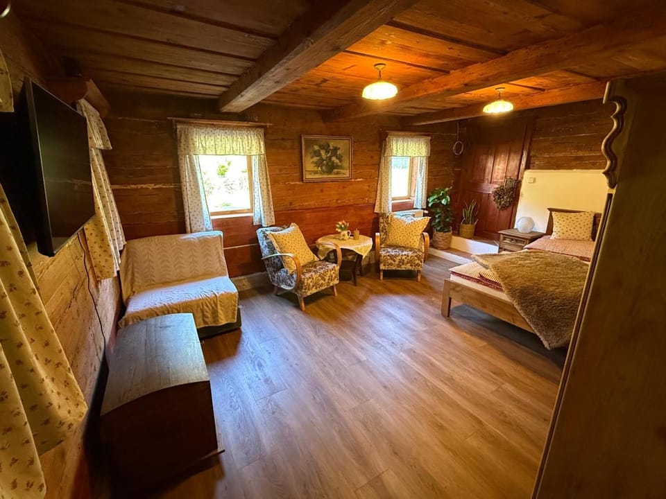 Property building, Living room, Bedroom