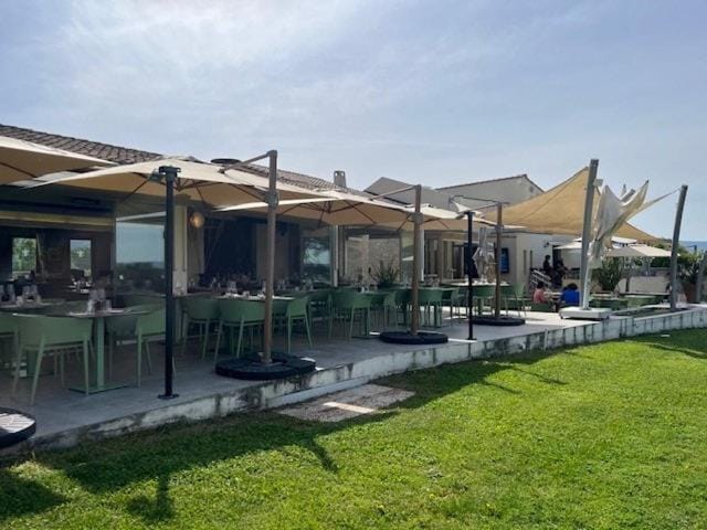 T2 confort résidence Golf Country Club Apartment in L'Isle-sur-la-Sorgue
