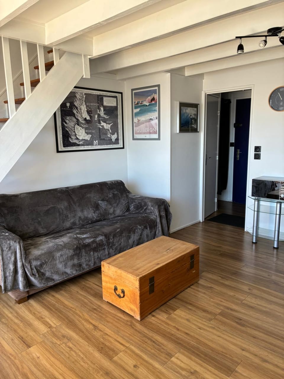 Communal lounge/ TV room, Living room